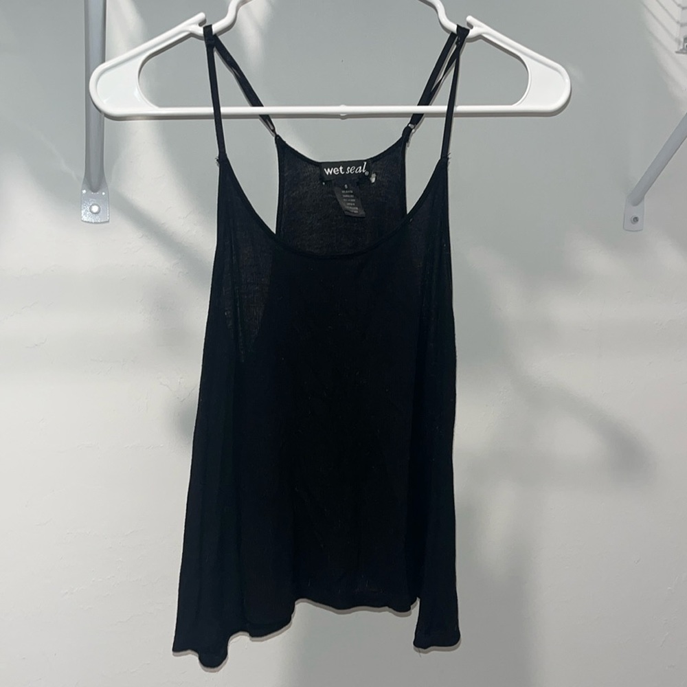 Wet seal flowy cropped black tank top